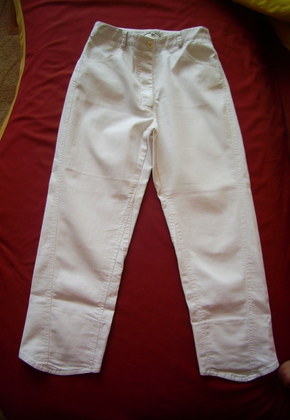 Pantaloni albi
